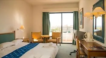 Gardens 3* Paphos