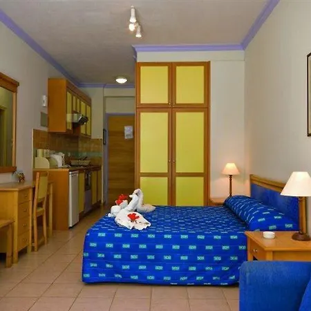 Hotel Gardens 3*
